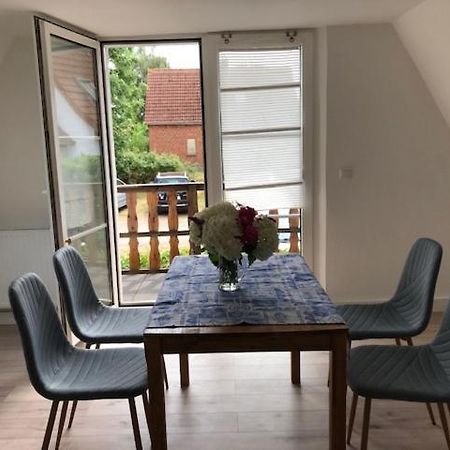 Die Graefin Auf Ruegen - Ferienappartements Parchtitz Bagian luar foto
