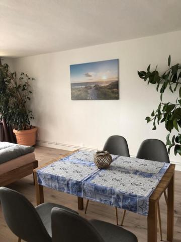 Die Graefin Auf Ruegen - Ferienappartements Parchtitz Bagian luar foto