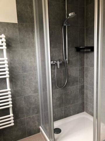 Die Graefin Auf Ruegen - Ferienappartements Parchtitz Bagian luar foto